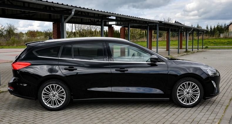 Ford Focus cena 63990 przebieg: 143600, rok produkcji 2019 z Cedynia małe 466